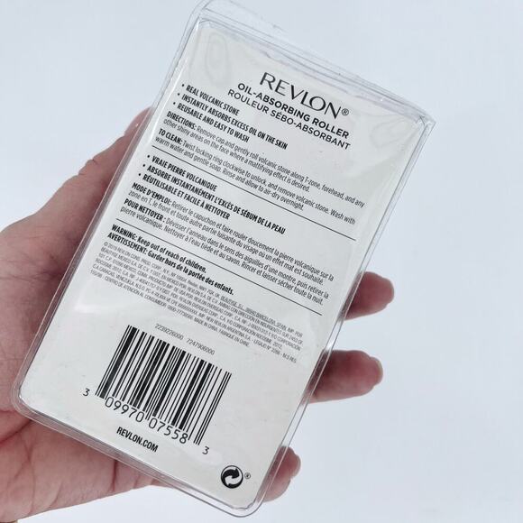 New in Box Revlon Makeup Oil-Absorbing Roller - Picture 2 of 2